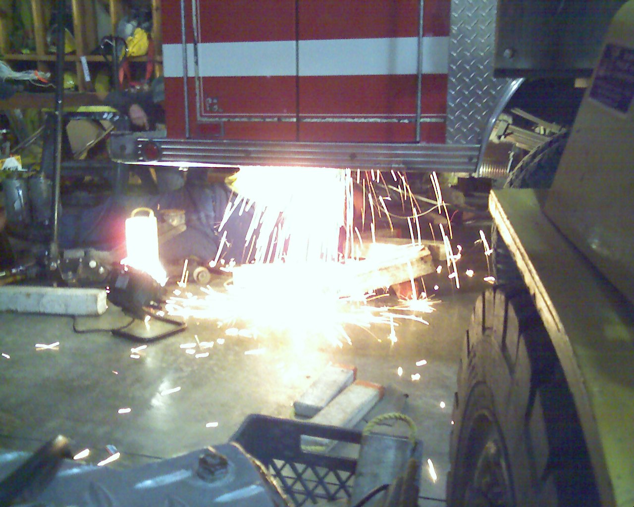 loading Gallery/Equipment/New Rescue, Dec 09/fullsize/091213 021.jpg... or select a thumbnail